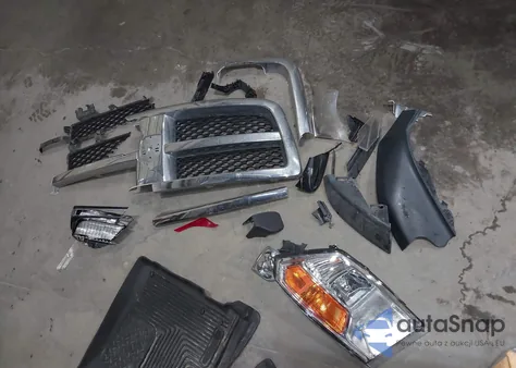 2010 Dodge Ram 1500 St z USA, uszkodzony, nr VIN 1D7RB1GK8AS238656